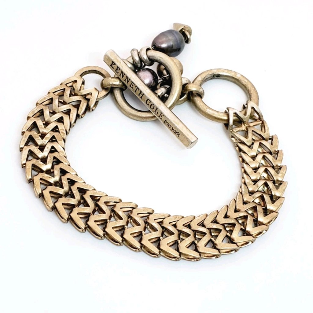 Kenneth Cole Fresh Water Pearl Chain Link Gold Tone Bracelet 25$